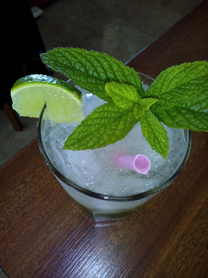 阿夫拉公寓式酒店 Akhladherí 外观 照片